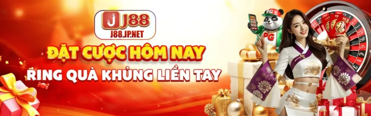Bàn Tài Xỉu trực tuyến sôi động với các con xúc xắc và chip cược, thể hiện sự kịch tính của trò chơi cá cược tại Việt Nam